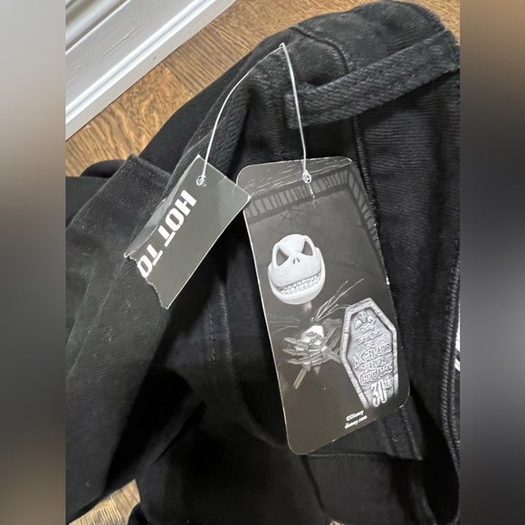 HOT TOPIC DISNEY The Nightmare Before Christmas Oogie Boogie Mom Jean SZ 17 Plus - Picture 9 of 14